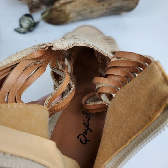 Qupid faux leather boho nude block heel sandals - Picture 3 of 8